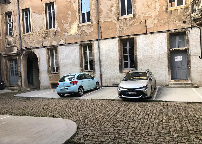 Appart Cosy 6 Personnes - Parking Gratuit - Centre Ville Historique Dijon